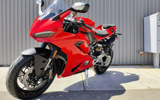 2025 Ducati Panigale V2