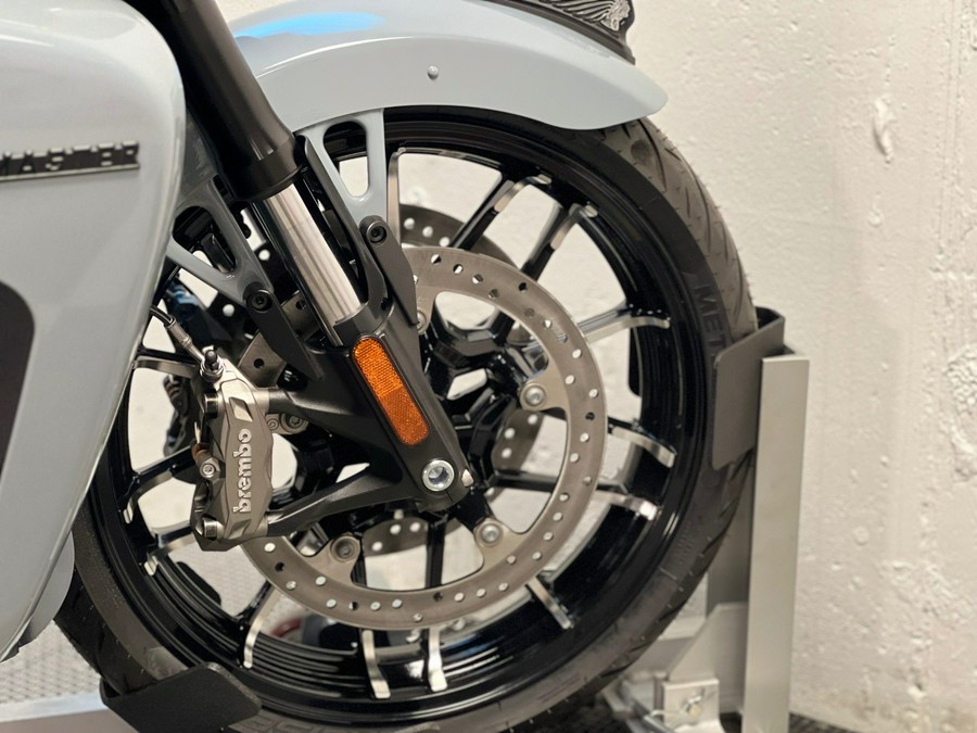 2025 Indian Motorcycle Roadmaster® PowerPlus Dark Horse®