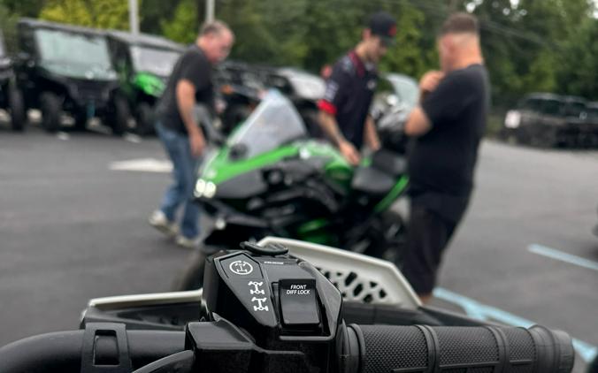 2024 Can-Am Renegade X mr 650