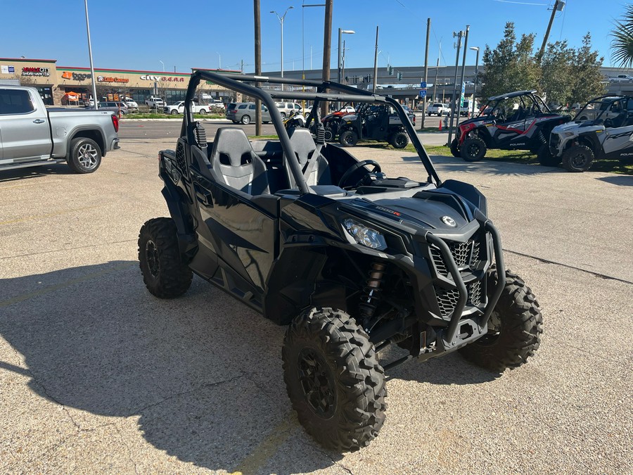 2023 Can-Am Maverick Sport DPS