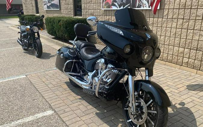 2017 Indian Motorcycle® Chieftain® Limited Thunder Black