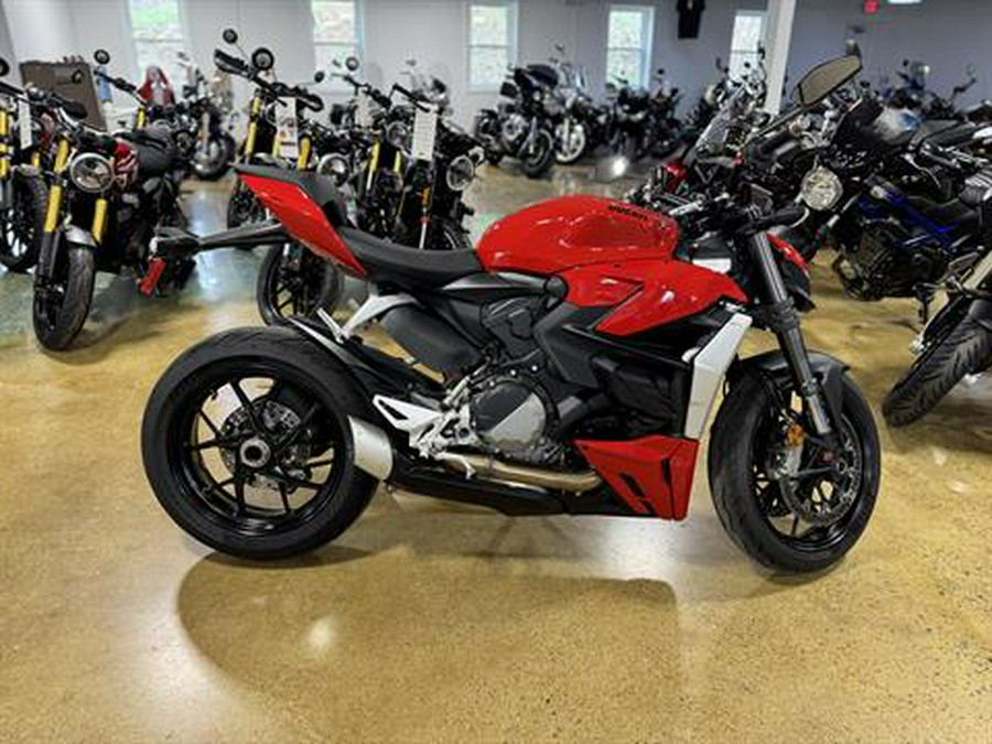 2022 Ducati Streetfighter V2
