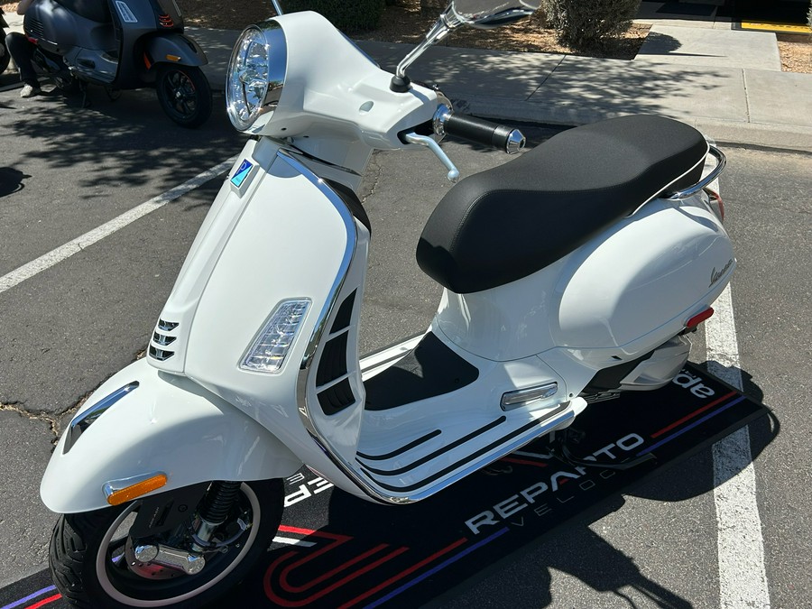 2026 Vespa GTS 310 Super