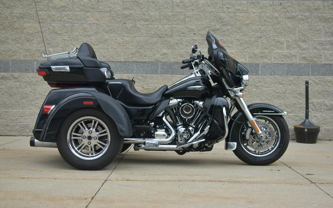 Used 2016 Harley-Davidson Tri Glide Ultra FLHTCUTG