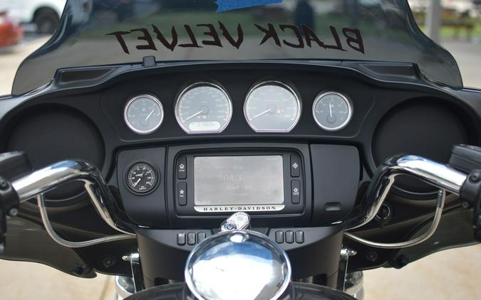 Used 2016 Harley-Davidson Tri Glide Ultra FLHTCUTG