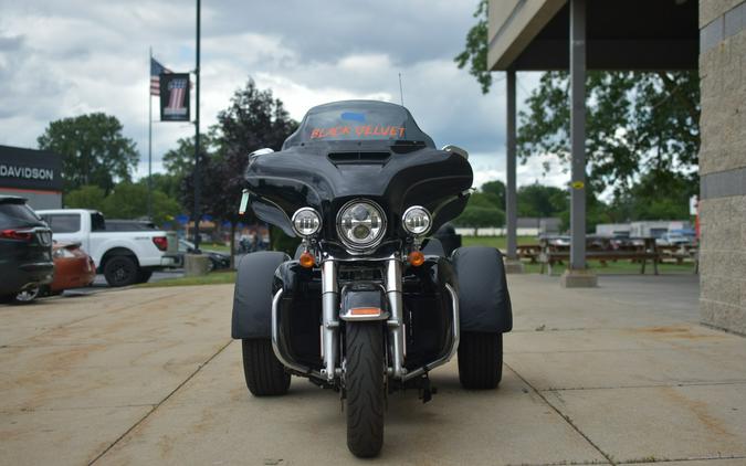 Used 2016 Harley-Davidson Tri Glide Ultra FLHTCUTG