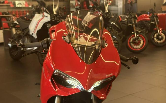 2015 Ducati Panigale 899 Red