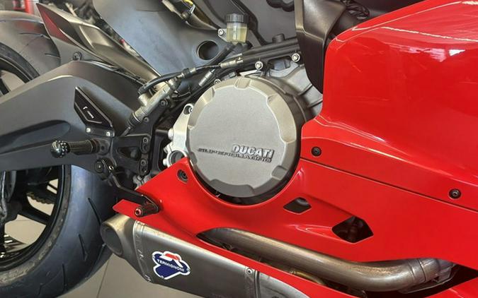2015 Ducati Panigale 899 Red