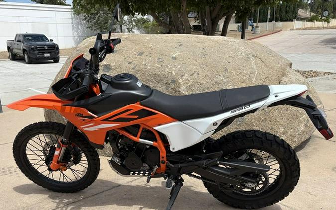 2026 KTM Enduro 390 R