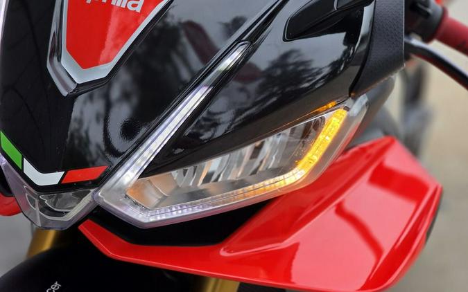 2022 Aprilia RSV4 Factory 1100