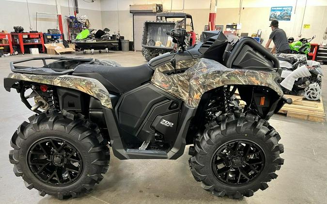 2027 Can-Am® Outlander X mr 700 Dark Wildland Camo