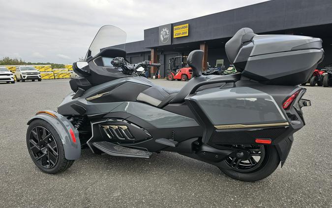 2027 Can-Am Spyder RT Sea-to-Sky