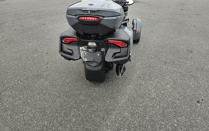 2027 Can-Am Spyder RT Sea-to-Sky