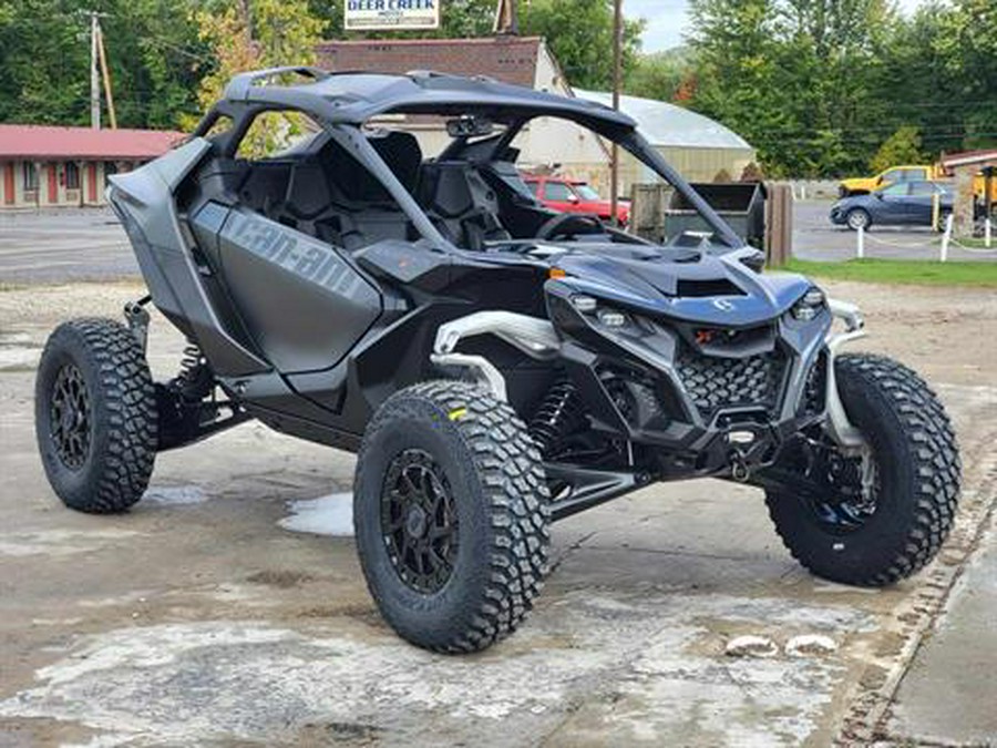 2024 Can-Am Maverick R X RS