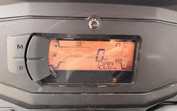 2026 Can-Am® Defender MAX XT HD9