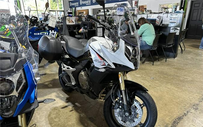 2023 CFMOTO 650 Adventura