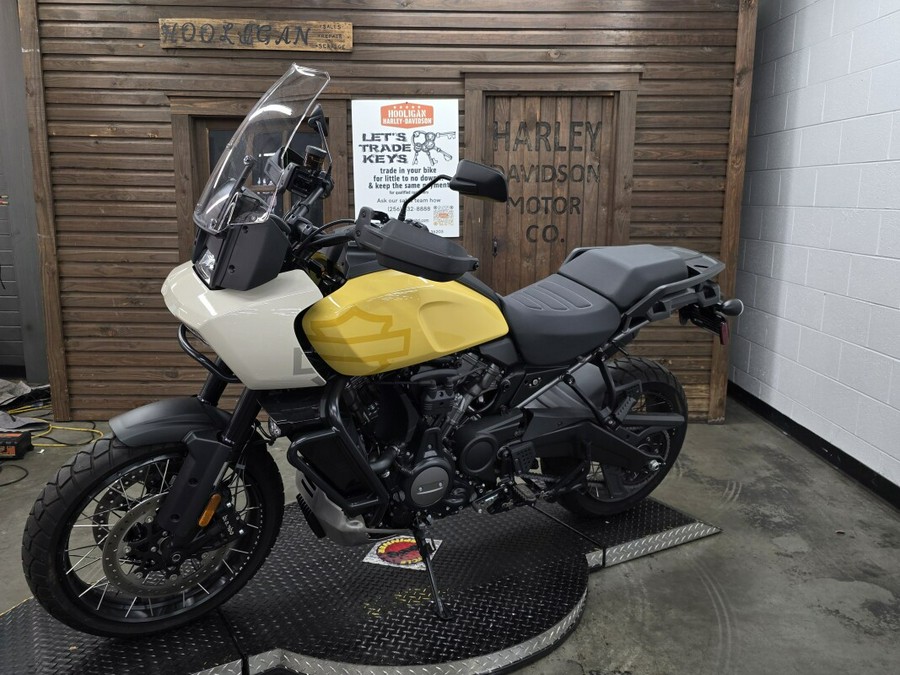 2023 Harley-Davidson® Pan America™ 1250 Special INDSYLW/WHT SND