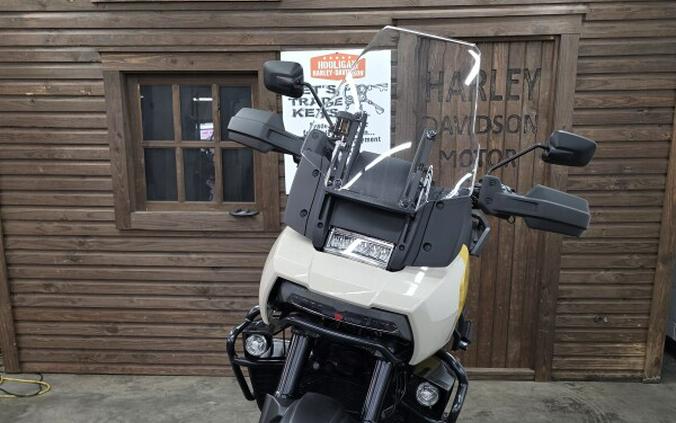 2023 Harley-Davidson® Pan America™ 1250 Special INDSYLW/WHT SND