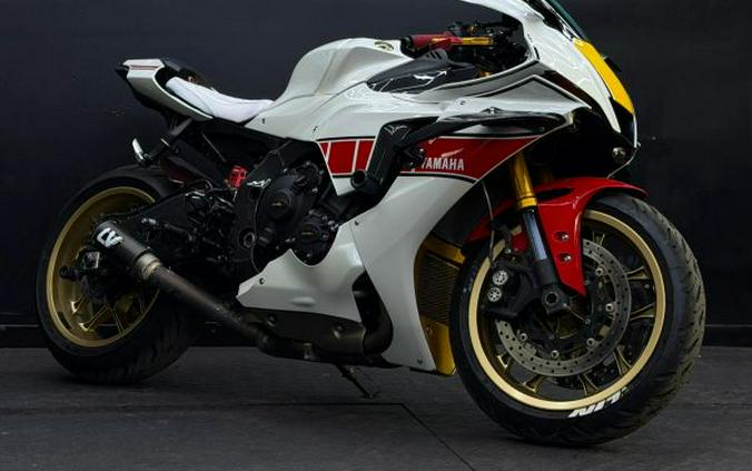 2022 Yamaha YZF-R1 World GP 60th Anniv Ed