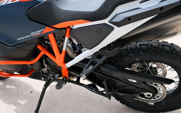 2026 KTM 1390 SUPER ADVENTURE R