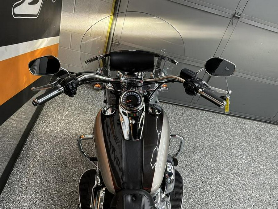 2018 Harley-Davidson® FLDE - Softail® Deluxe