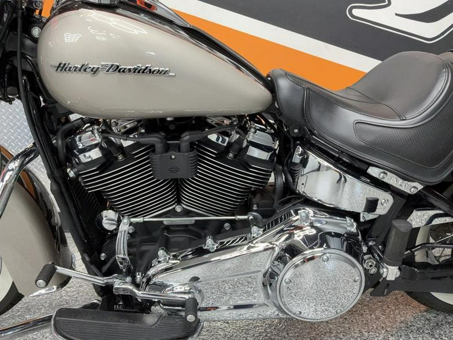 2018 Harley-Davidson® FLDE - Softail® Deluxe