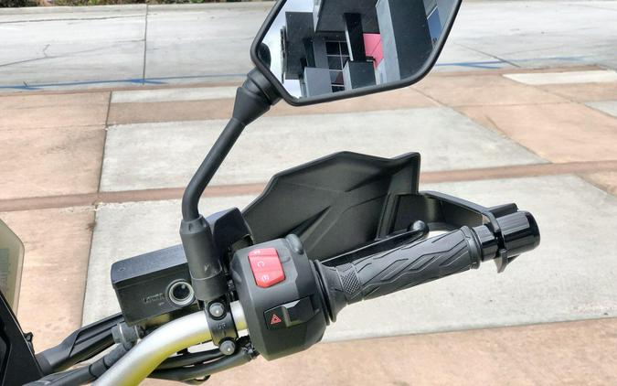 2024 Suzuki V-STROM 800DE CA