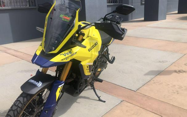 2024 Suzuki V-STROM 800DE CA