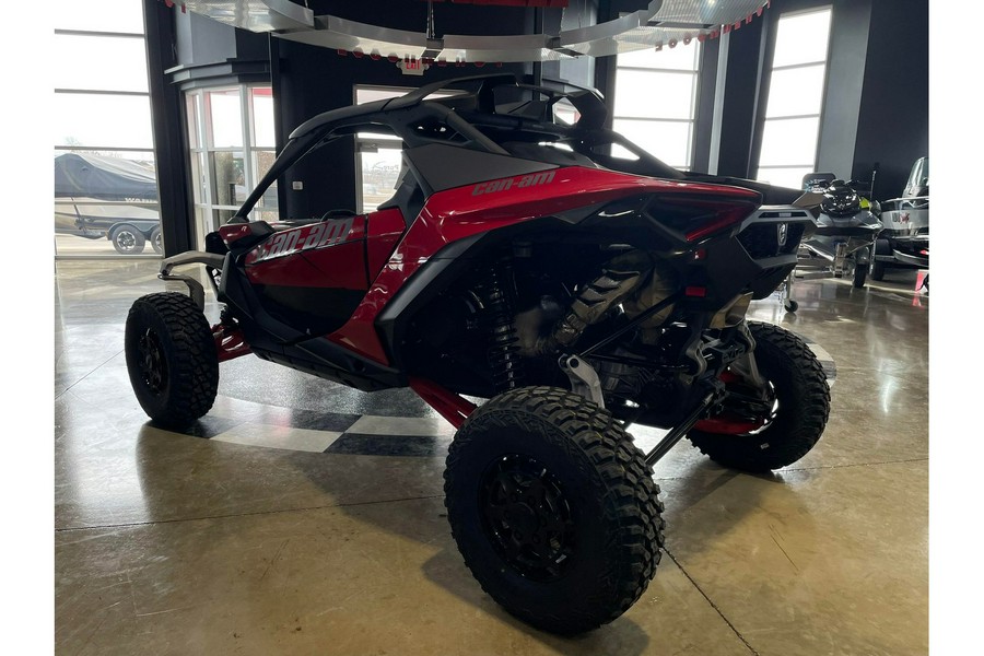 2024 Can-Am SSV MAV R X 77 996NT RD 24 - DEMO