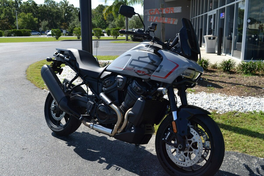 2025 Harley-Davidson® Pan America® 1250 ST - RA1250ST