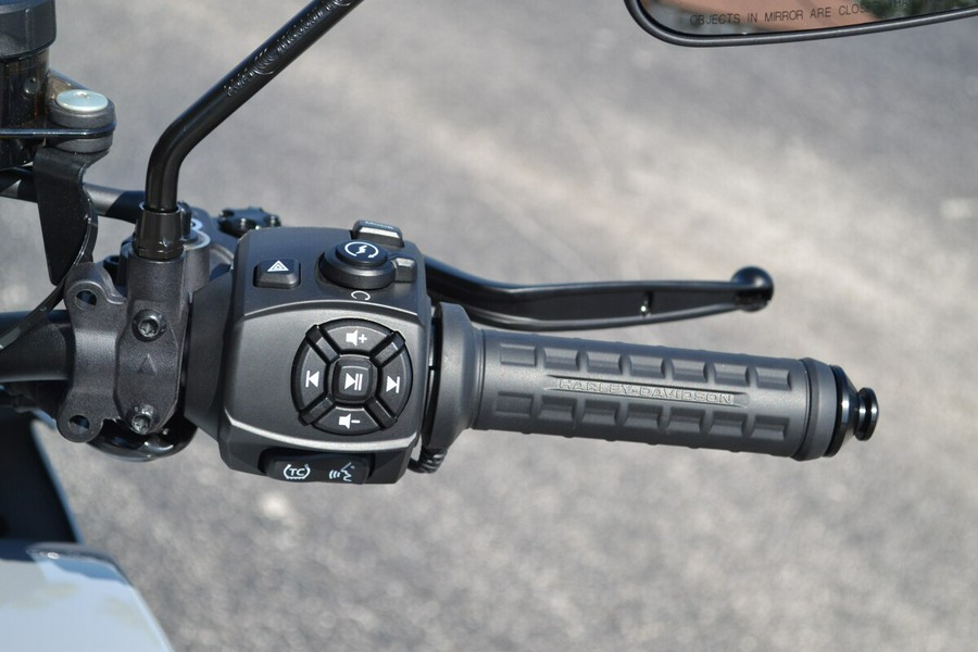 2025 Harley-Davidson® Pan America® 1250 ST - RA1250ST