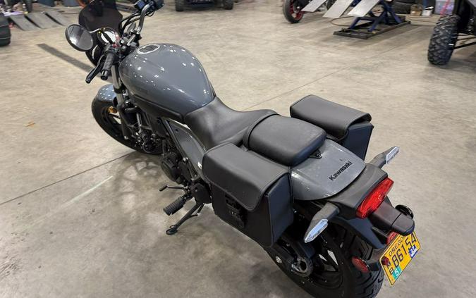 2024 Kawasaki Eliminator® Pearl Storm Gray