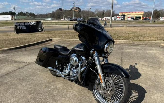 2011 Harley-Davidson® FLHX103 - Street Glide® PowerPak