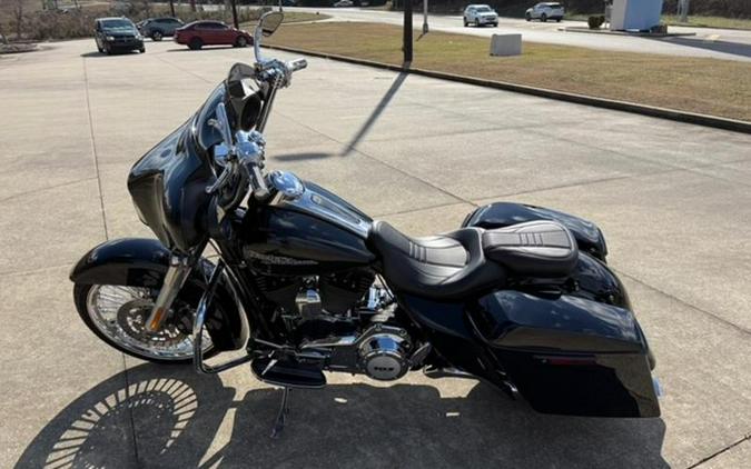 2011 Harley-Davidson® FLHX103 - Street Glide® PowerPak