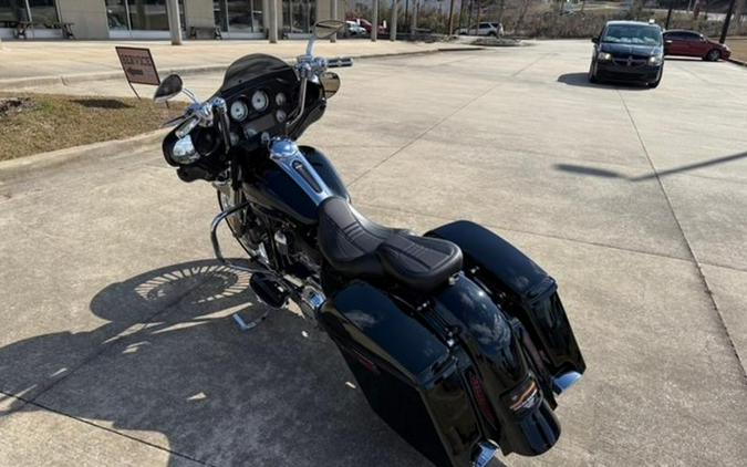 2011 Harley-Davidson® FLHX103 - Street Glide® PowerPak