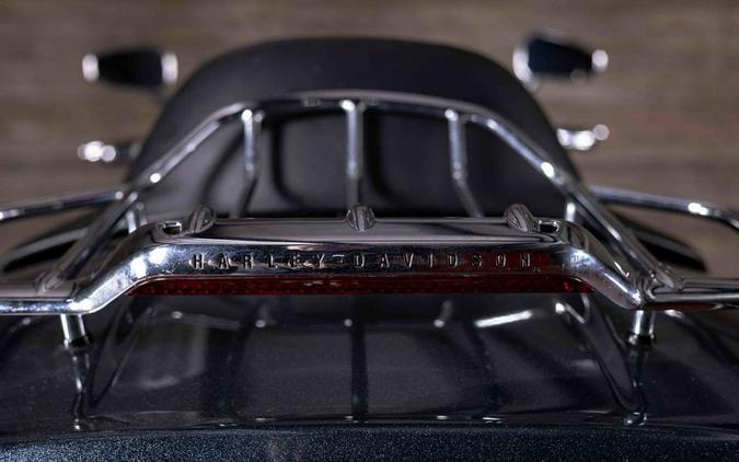 2017 FLHTCUTG - Tri Glide® Ultra - Harley-Davidson®