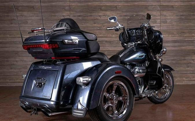 2017 FLHTCUTG - Tri Glide® Ultra - Harley-Davidson®