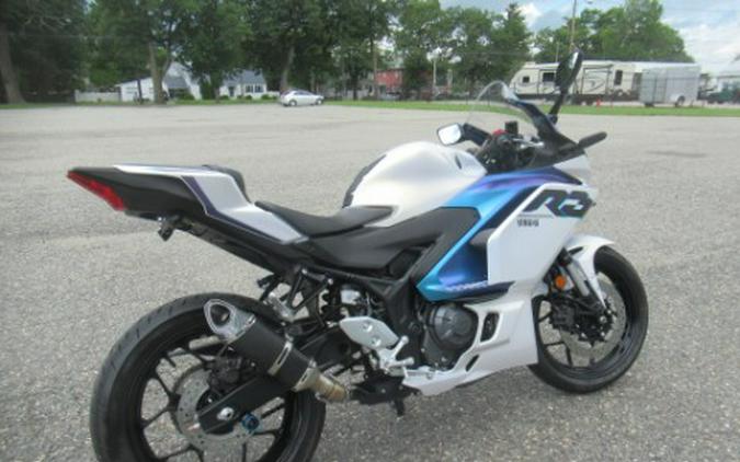2025 Yamaha YZF-R3