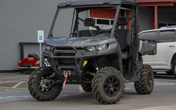 2024 Can-Am™ Defender XT HD10