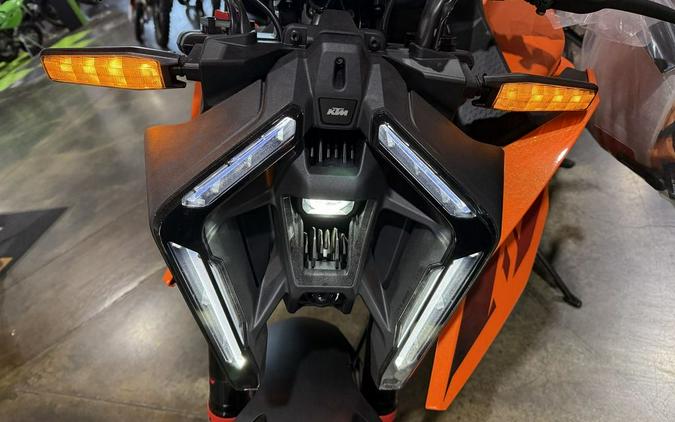 2024 KTM 990 Duke