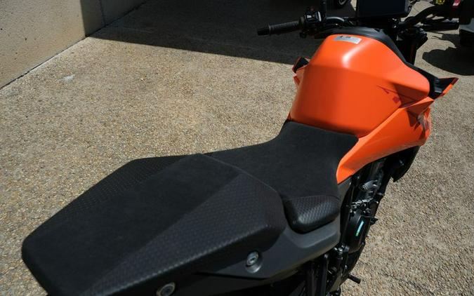 New 2024 KTM 990 DUKE ORANGE