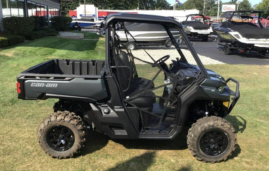 2024 Can-Am® Defender XT HD10