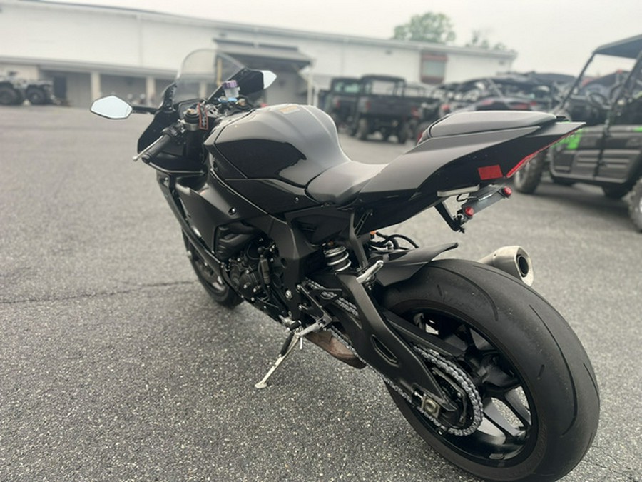 2022 Yamaha YZF R1
