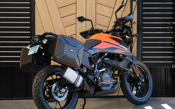 2024 KTM Adventure 390