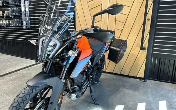 2024 KTM Adventure 390