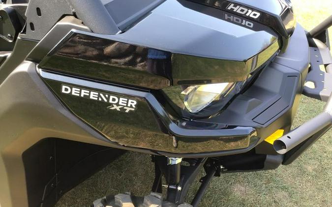 2024 Can-Am® Defender XT HD10