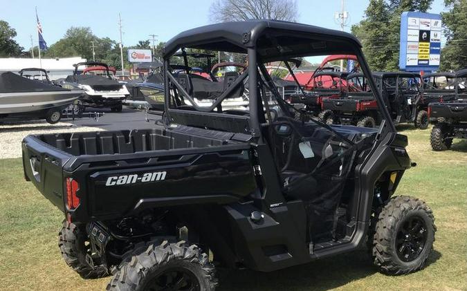 2024 Can-Am® Defender XT HD10