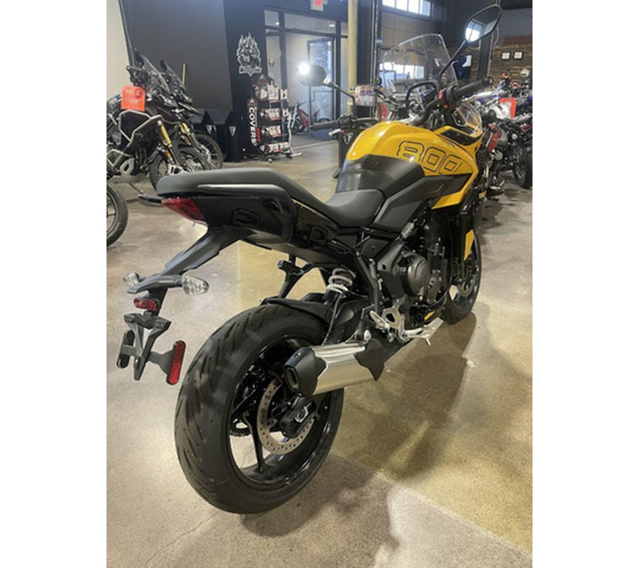 2025 Triumph Tiger Sport 800 Cosmic Yellow