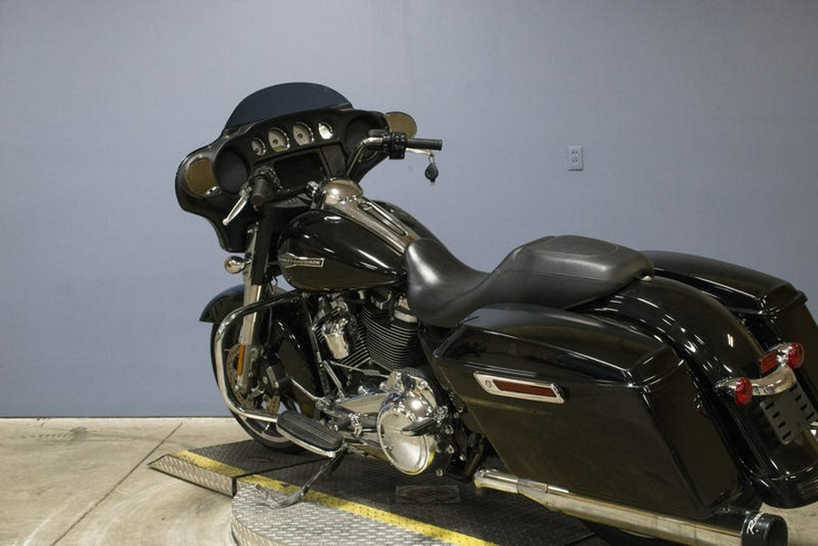 2021 Harley-Davidson® FLHX - Street Glide®