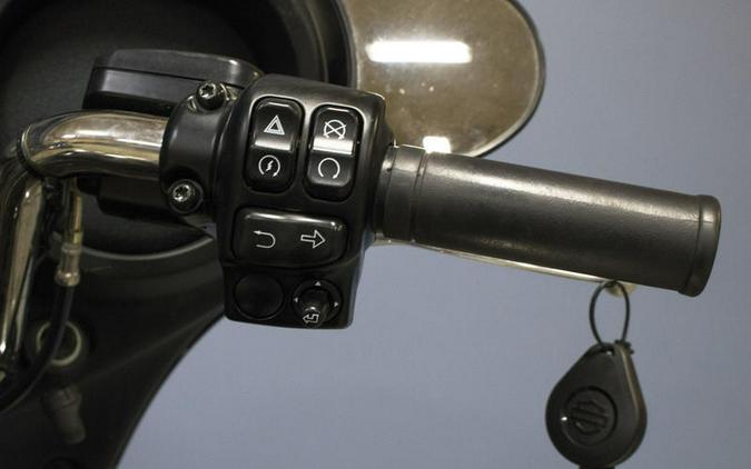 2021 Harley-Davidson® FLHX - Street Glide®